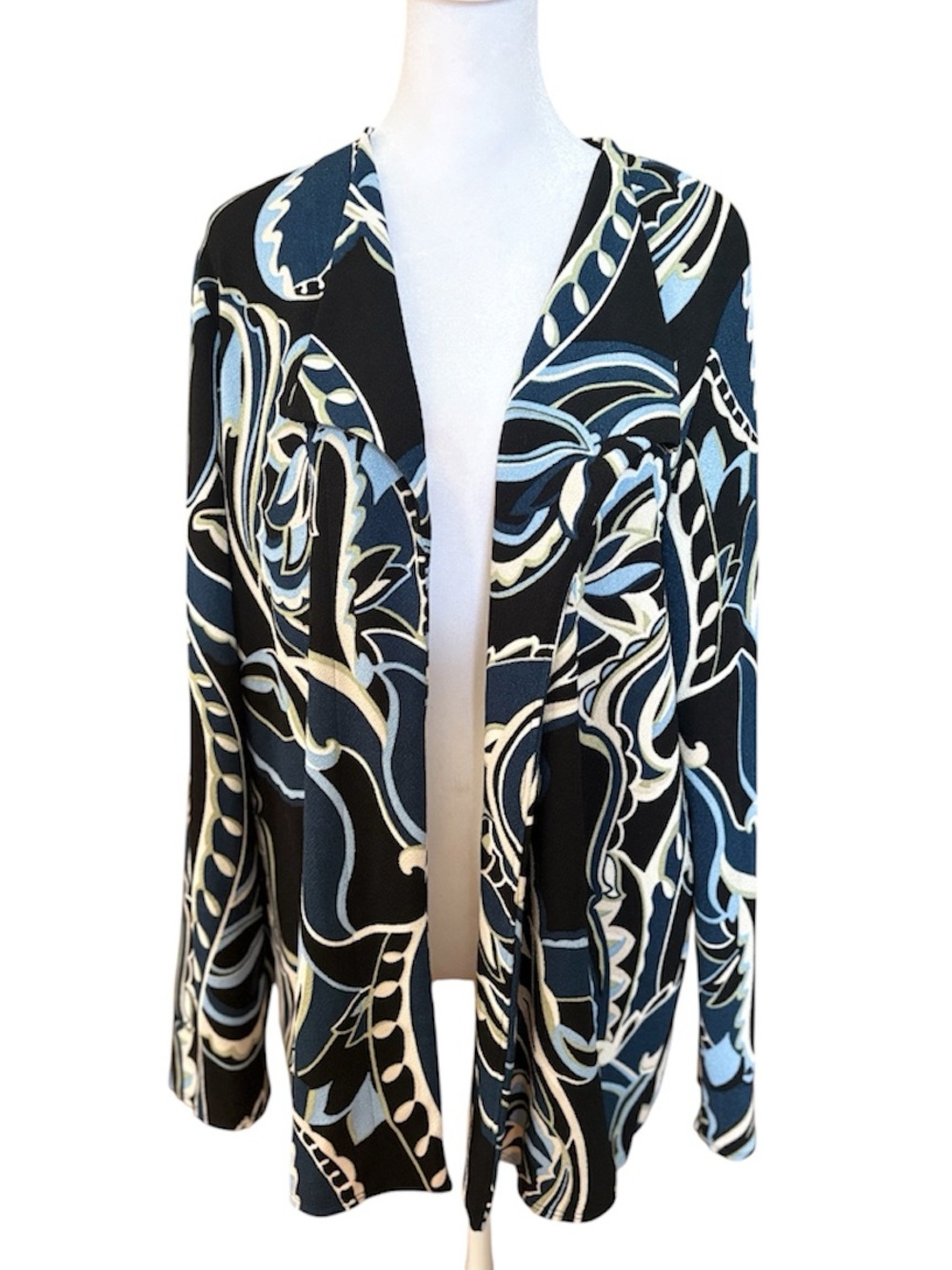 Easy Wear by Chico’s Black Abstract Open Front Cardigan Jacket Size 1 Medium